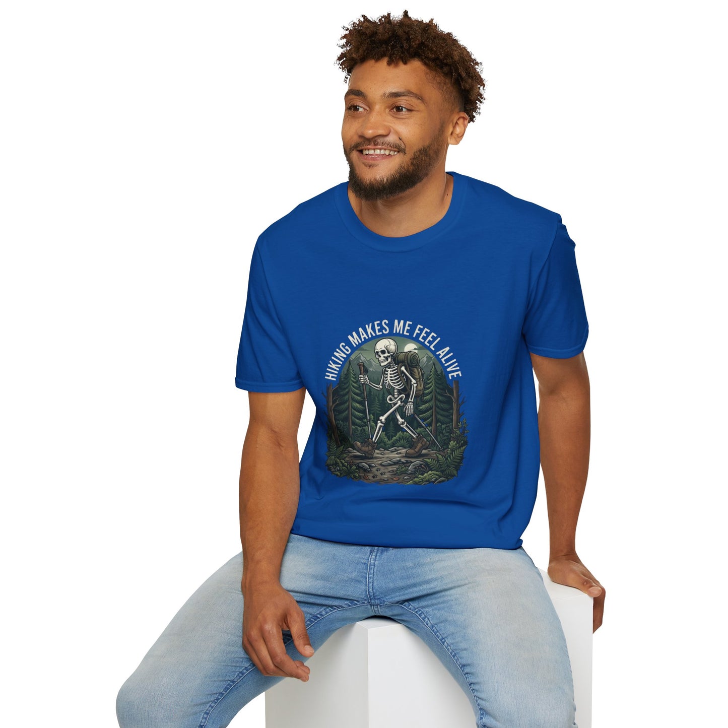 'Hiking makes me feel alive' T-Shirt